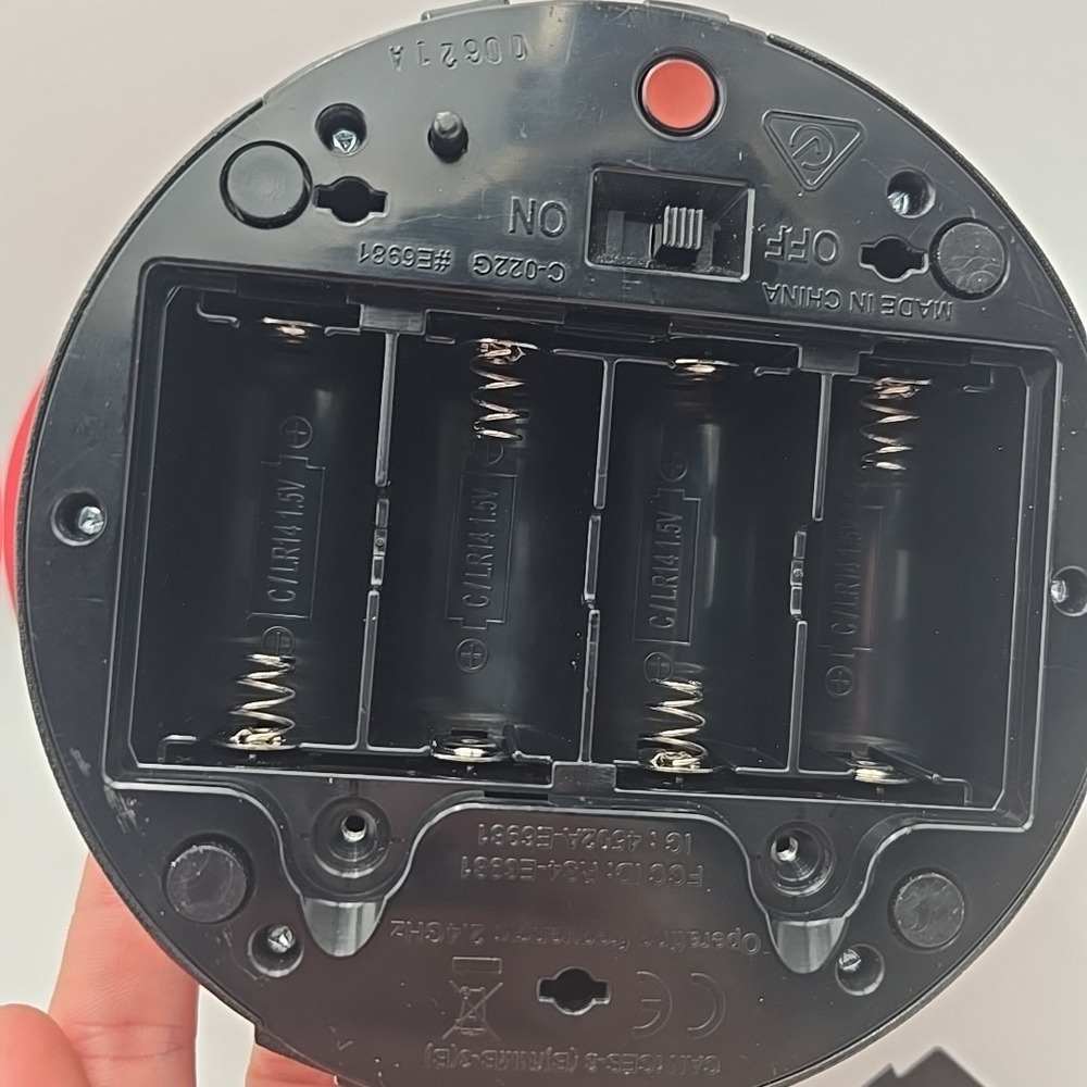 Hasbro Marvel Legends Interactive Electronic Deadpool's Head Tested -‎ See Video - Picture 8 of 8